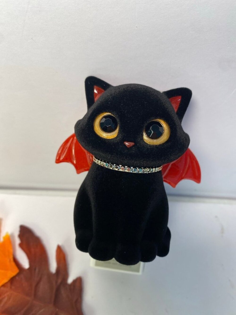 Halloween “Witchy Cat” Scent Control Nightlight Wallflower Fragrance Plug NWT